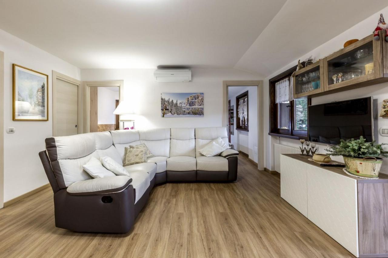 Apartmán Des Alpes 2 Canazei Exteriér fotografie