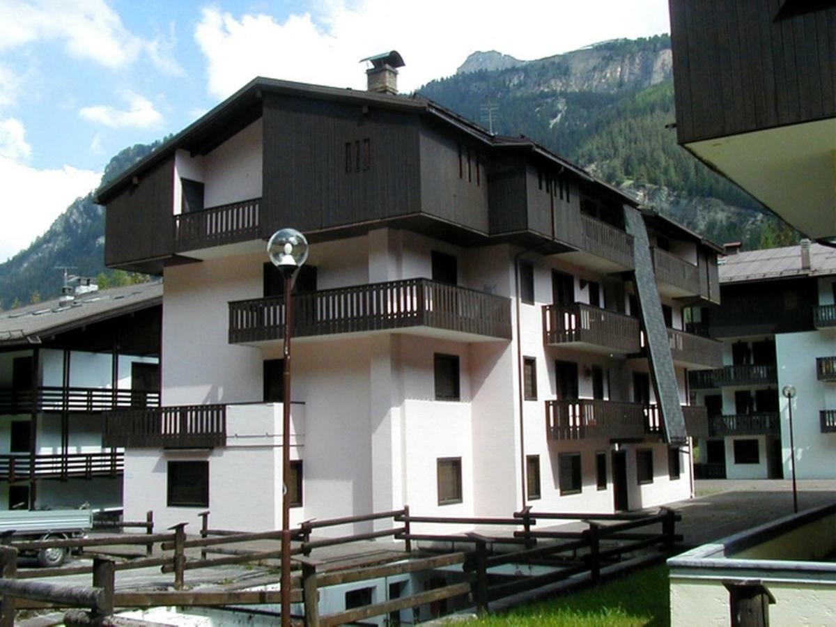 Apartmán Des Alpes 2 Canazei Exteriér fotografie